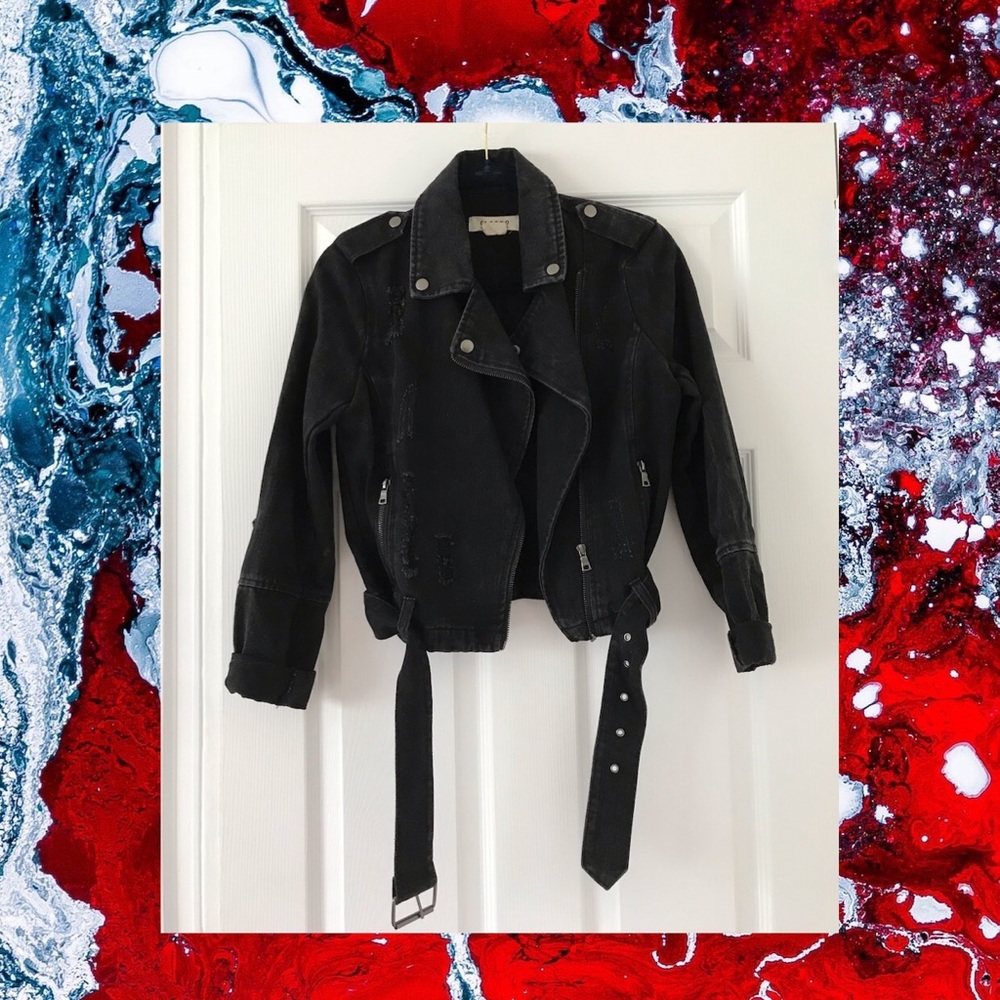 Denim jacket 🖤